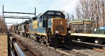 CSX 2667 leads C770